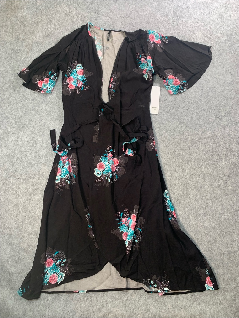 Kensie Black Floral Maxi Dress with V-Neck and Flutter Sleeves